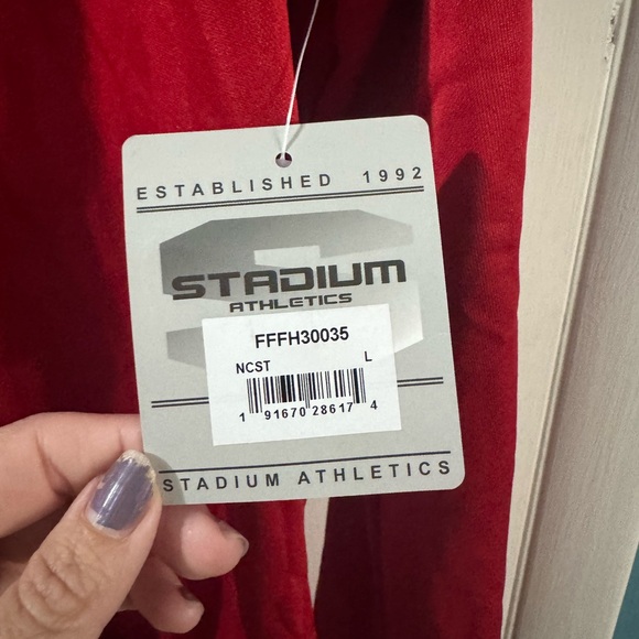 Stadium Athletics NC State Large Funnel Neck Sweatshirt - Picture 4 of 5